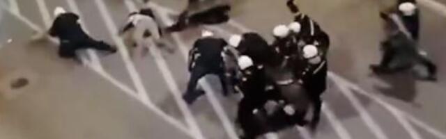 Komesar O'Flaerti: Osuđujem nesrazmernu silu policije u Valjevu, pozivam vlast da smiri situaciju