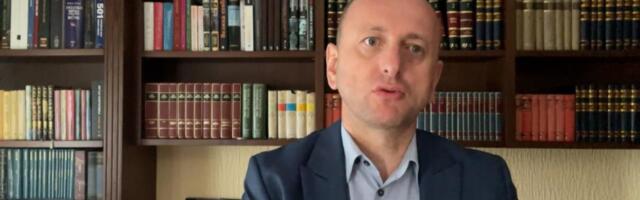 KNEŽEVIĆ OTKRIO POZADINU PRIČE O KOLEKTORU: Raskrinkao planove Mujovića i Alabara: "Hoće da PRAVE ZGRADE U PODGORICI, a mi da absorbujemo podgoričke fekalije"