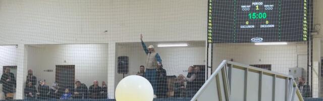 Lalatović "zapalio" Novi Pazar! Popeo se na tribinu, pa dobio ovacije, a onda uručio priznanja najboljima