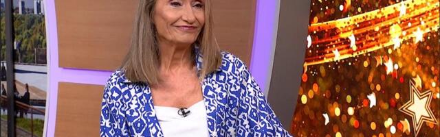 NEĆETE VEROVATI GDE JE USLIKANA POZNATA GLUMICA! Bez šminke i glamura – kao sav normalan svet! (FOTO)