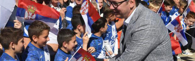 Вучић: Време је за промену свести – радићемо више, а не мање
