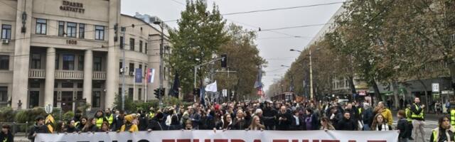 "Ne damo Generalštab": Studentski protest protiv rušenja simbola Beograda, kolona stigla do Ćacilenda(FOTO/VIDEO)