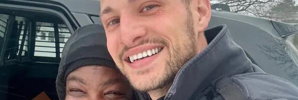 "Sam Bog ga je poslao" Policajac povezao beskućnicu do groblja, a onda je saznao njenu tajnu (FOTO)