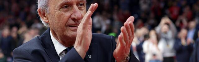 UTIŠAO DELIJE U ARENI PA PROGOVORIO NA KONFERENCIJI! Svetislav Pešić otvorio karte nakon rušenja Zvezde - bilo je priče o svemu!