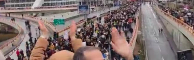 DIREKTOR "ĐENERALI OSIGURANJA" BI DA RUŠI DRŽAVU:  Filipović uzima na stotine miliona od Srbije, ali mu je i to malo! (FOTO)