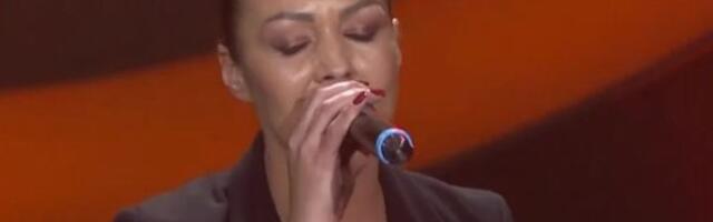 "Ili intimni odnosi, ili ugovor pa da otplaćujem" Pevačica izgubila majku, oca i dete, doživela sramotne ucene