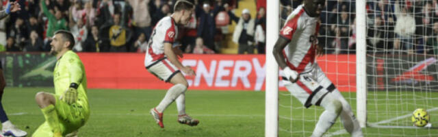 Фудбалери Рајо Ваљекана у 90+4 минуту до бода против Левантеа у Ла Лиги