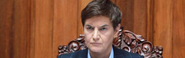 Брнабићева: Јасна је разлика између Вучићеве политике и блокадерског насиља