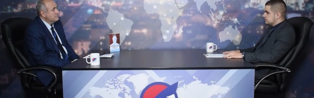Milo Lompar: Dužnost intelektualca je da kaže da Vučić vodi politiku nacionalne laži