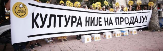 Protest Kreni - Promeni i SEOS ispred Skupštine
