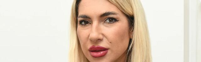 JOVANA JEREMIĆ CEPA PAPIRE ISPRED PINKA! Voditeljka uplakana izašla iz zgrade: "Da li je moguće da se ovo meni dešava, ja to ne mogu da podnesem"