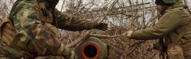 „Њујорк тајмс“: Руси напредују на више фронтова, Украјинци признају да се одбрана распада