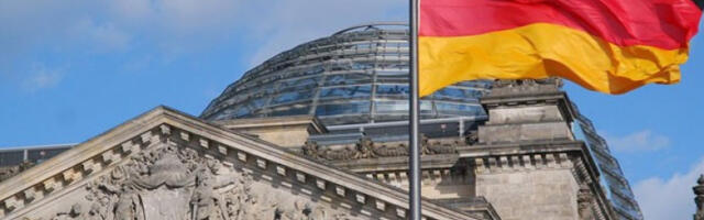 Немци остају посвећени чланству у НАТО-у упркос Трамповим коментарима