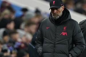 Клоп: Без куповинеу јануару, гомилање играча није решење проблема