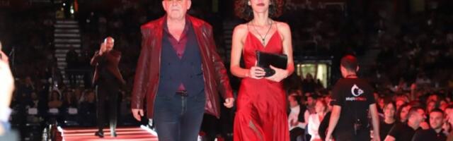MIMA KARADŽIĆ NA CRVENOM TEPIHU SA LEPOM GLUMICOM! Ovo je ćerka našeg legendarnog Gige Moravca! (FOTO)