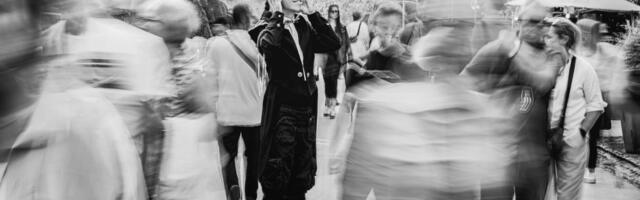 Izložba fotografija koju nije potrebno videti: „Nevidljivi svet” u Legatu Koke Jankovića