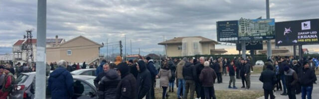 Отказан протест у Ботуну, полиција и грађани постигли договор за празнике