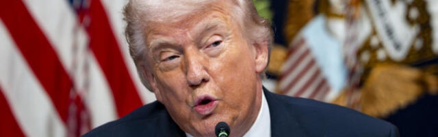 Трамп: Користимо војску више него што сам мислио