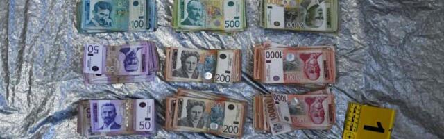 OPLJAČKAO PEKARU! Uhapšen razbojnik iz Kragujevca, kod njega pronađeno sve što je ukrao! (foto)