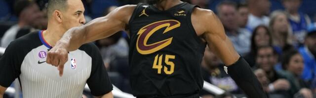 Umalo pao rekord star 39 godina, NBA liga gledala pravi šou, Mičel za istoriju i izjednačenje u seriji