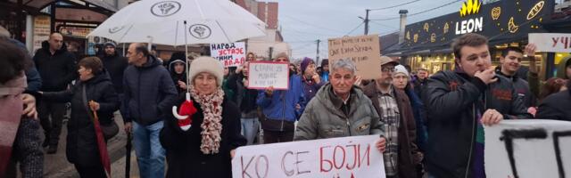 I Vranje najmasovnije do sad uz studente: nastavnici, profesori, glumci, građani, gimnazijalci