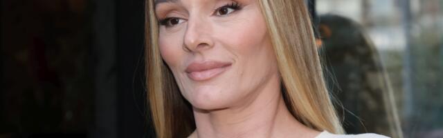 Drama: Čovek pokušao na silu da upadne Anabeli u stan