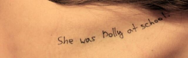 (FOTO) Procurile nove stravične slike sa Epstinovog pedofilskog imanja: Otkriveno još jedno značajno ime! Po telu devojaka su ispisane poruke...