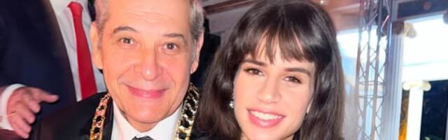 Naša glumica bez brusa zapalila mreže: Smuvala 32 godine starijeg pa se opustila pred ogledalom