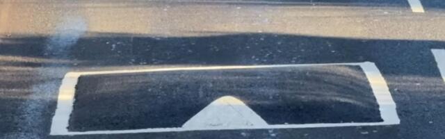 VIDEO: London dobio ležeće policajce koje meštani nazivaju "socijalističkim"