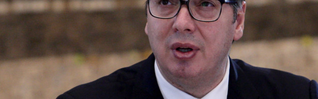VUČIĆ: Molim sve da se prijave što je moguće pre, da se vakcnišu