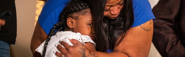 'Tata je promenio svet' - dirljivi snimak ćerke ubijenog Flojda (VIDEO)