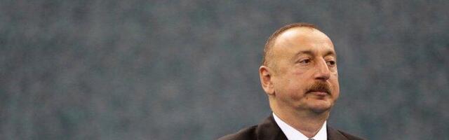 PREDSEDNIK AZERBEJDŽANA STIGAO U BEOGRAD: Alijeva na erodromu dočekao Vučić