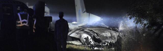 Srušio se ukrajinski vojni avion sa studentima pilotske akademije, 22 osobe nastradale