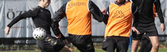 Stojaković izabrao tim za prvu proveru u Antaliji