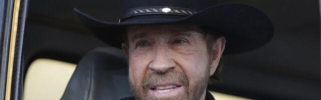 Чак Норис смештен у болницу