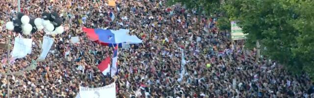 Šesti protest “Srbija protiv nasilja“: Nećemo prodati budućnost naše dece za 10.000 dinara