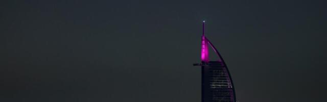 Dubai završio pod vodom: Scene kao iz apokalipse, nebo se otvorilo, pričinjena velika šteta! (FOTO)