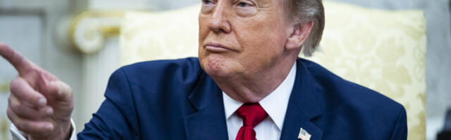 Трамп запретио Ирану: Потпишите споразум или следе још снажнији удари