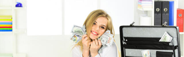 ONI SU BLAGOSLOVENI NOVCEM Najviše izgleda da se obogate imaju 2 znaka horoskopa