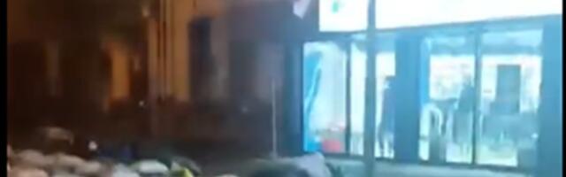 Studenti posle spavanja na otvorenom: Meštani Inđije su osećali krivicu, ali beskrajno im hvala