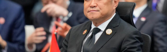 Тајландски премијер спреман да распусти парламент