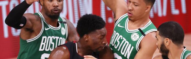 Istorija: Čudesni Adebajo postigao 83 poena i prestigao Kobija