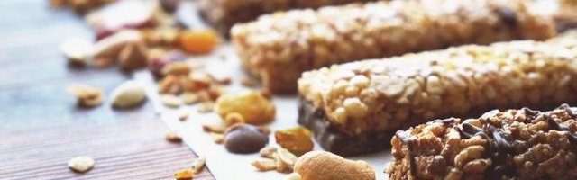 NEODOLJIVI MALI ZALOGAJI! Energetske tablice sa brusnicom! (RECEPT)