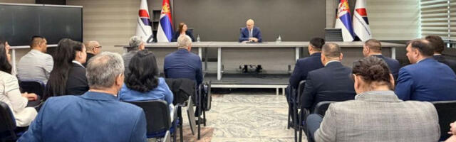 Милош ​Вучевић са представницима Рома поводом Међународног дана