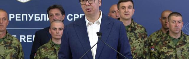 UŽIVO VUČIĆ DOČEKUJE SRPSKE MIROVNJAKE IZ LIBANA: Pripadnici Vojske Srbije na prijemu kod predsednika