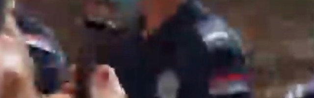 Izvršitelji ih iseljavaju, a oni dug platili (VIDEO)