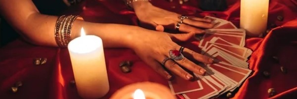 Tuži gataru koja mu je obećala skidanje strašne kletve