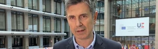 Dokumentarac Dušana Gajića s RTS-a "30 godina mature"