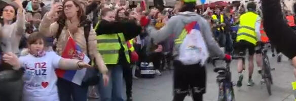 Studenti u blokadi stigli u Linc: Na putu do Strazbura danas prešli biciklima 100 kilometara