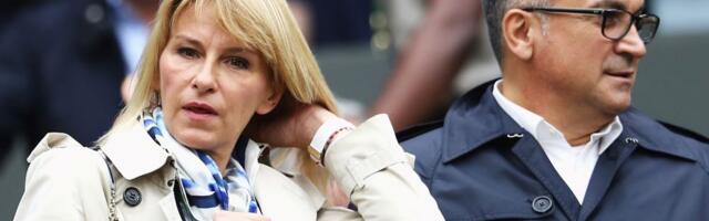 Ne postoji ništa tužnije od žene koja pati za dodirom: Ispovest Dijane Đoković koju će samo žene razumeti